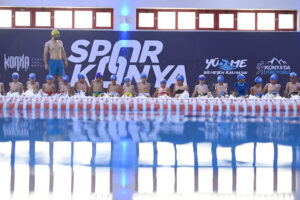 “Yüzme Bilmeyen Kalmasın” Projesiyle 8 Bin 500 Öğrenciyi Yüzme ile Tanıştırıyor