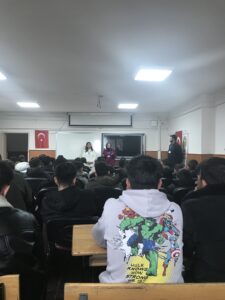 ÇUMRA'DA LİSELİLERE GÜVENİLİR GIDA EĞİTİMİ