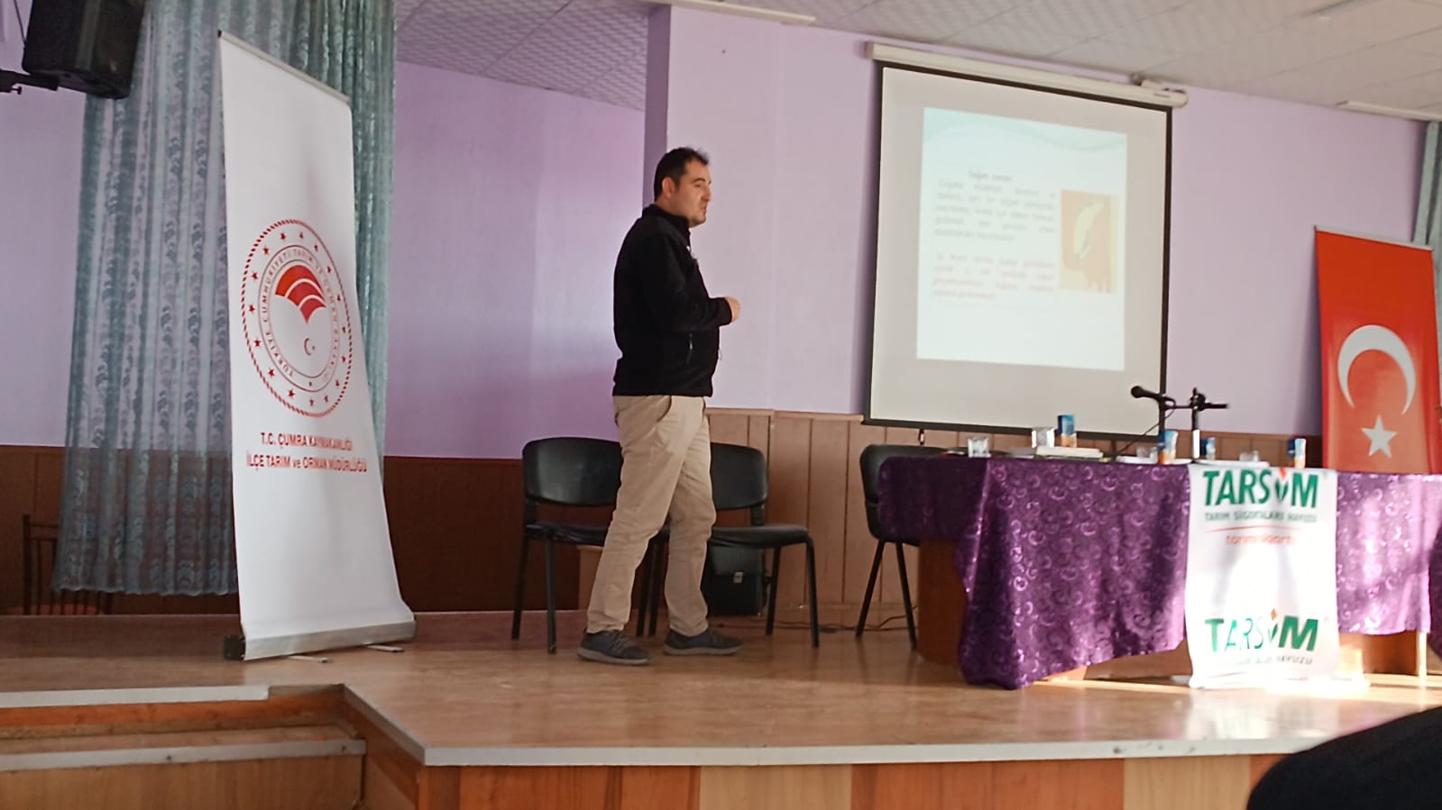 ÇUMRA'DA ÇİFTÇİLERE ÖZEL BİLGİLENDİRME TOPLANTISI DÜZENLENDİ