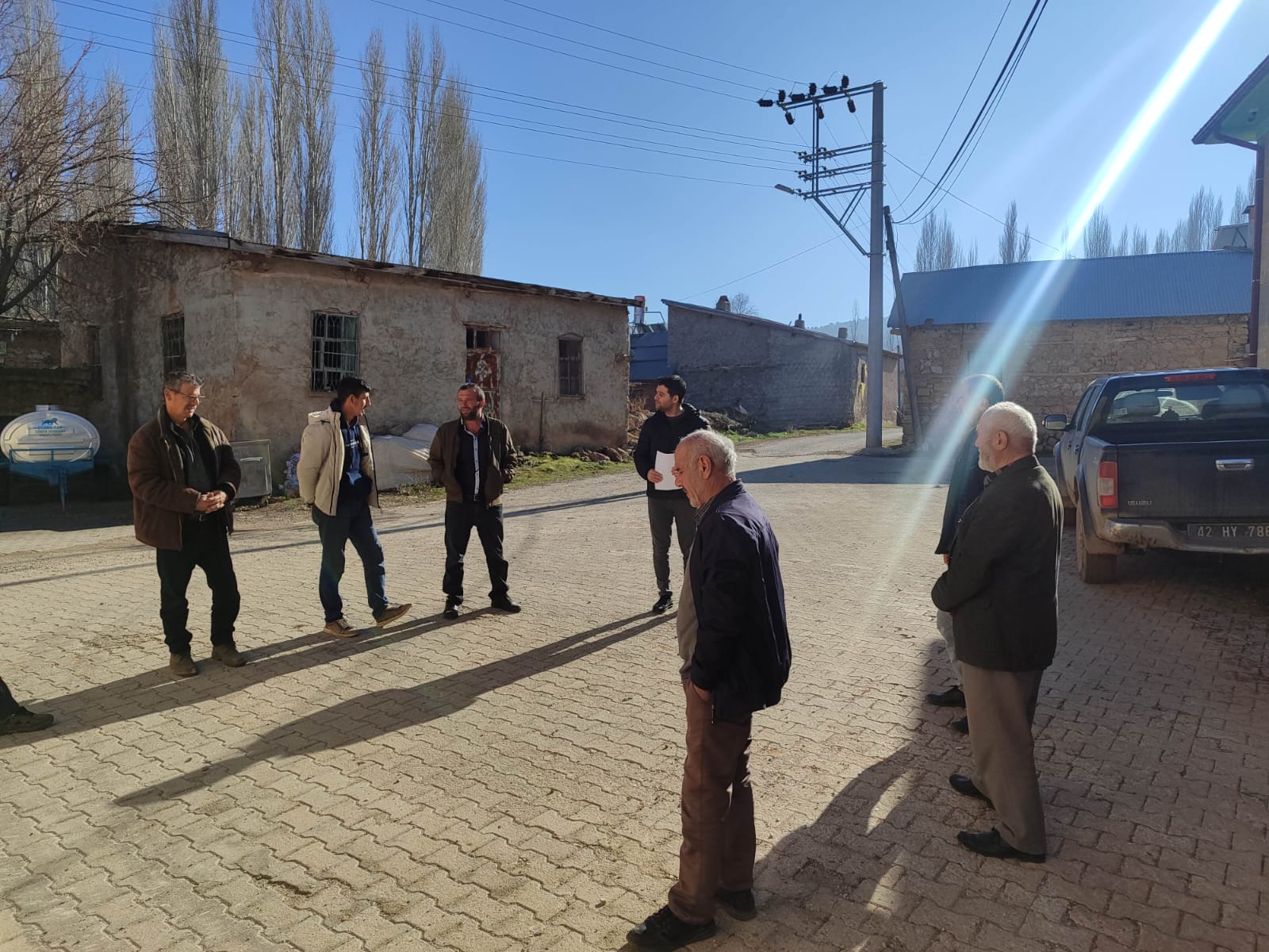 ÇUMRA İLÇE TARIM VE ORMAN MÜDÜRLÜĞÜ, ÜRETİCİLERİN SORULARINI YANITLADI 3 ÇUMRA İLÇE TARIM VE ORMAN MÜDÜRLÜĞÜ, ÜRETİCİLERİN SORULARINI YANITLADI