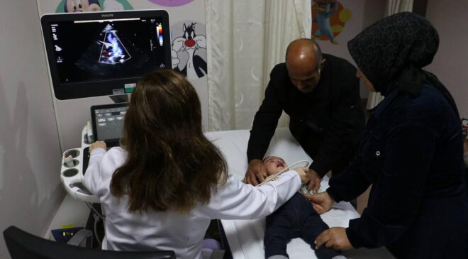 Yarım Kalple Doğan Bebek Hayata Tutundu