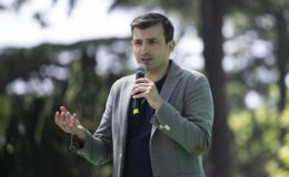 Bayraktar’dan Yeşil Vatan’a Fidan Bağışı Desteği