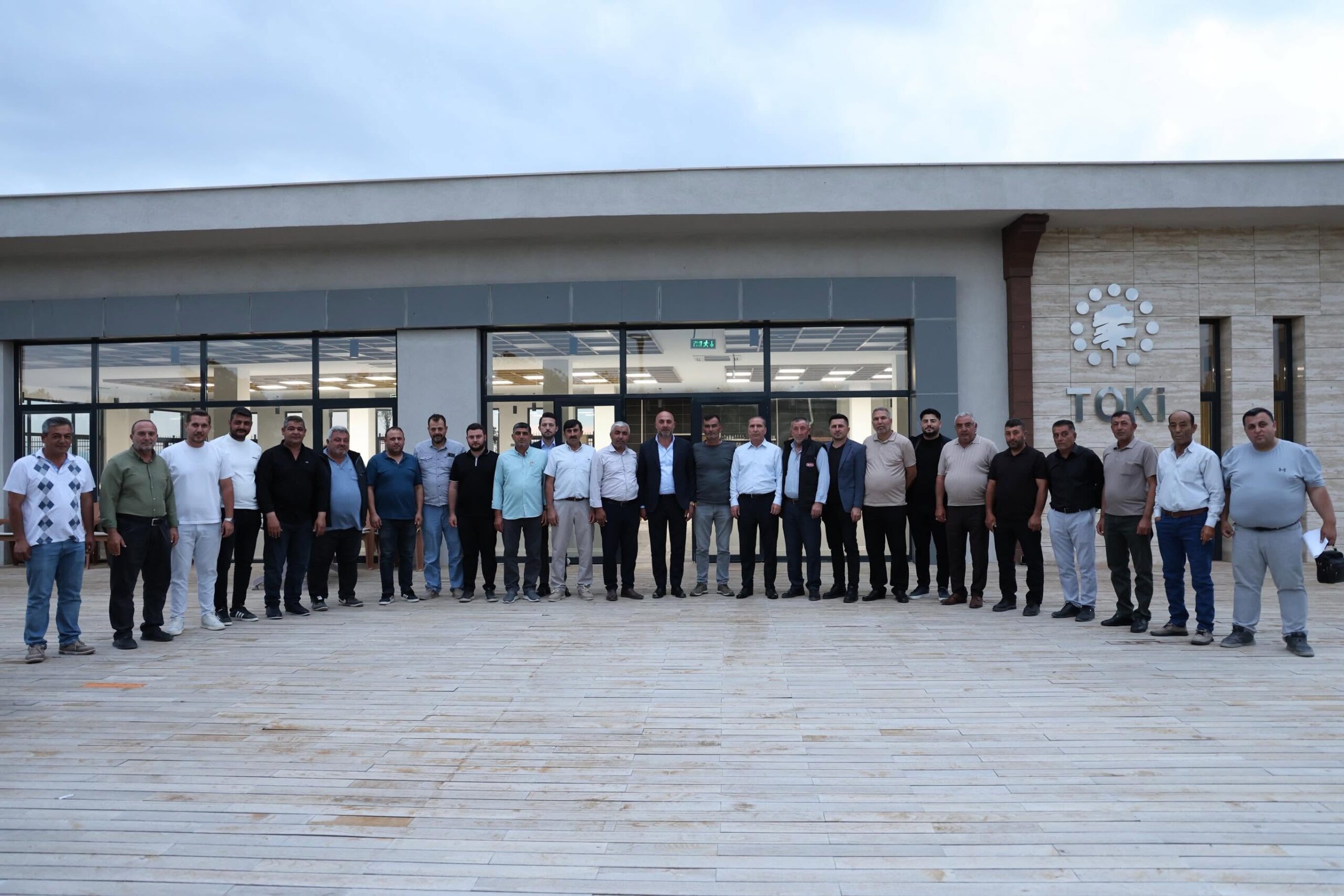 AK PARTİ ÇUMRA TEŞKİLATI MAHALLE BAŞKANLARIYLA BULUŞTU