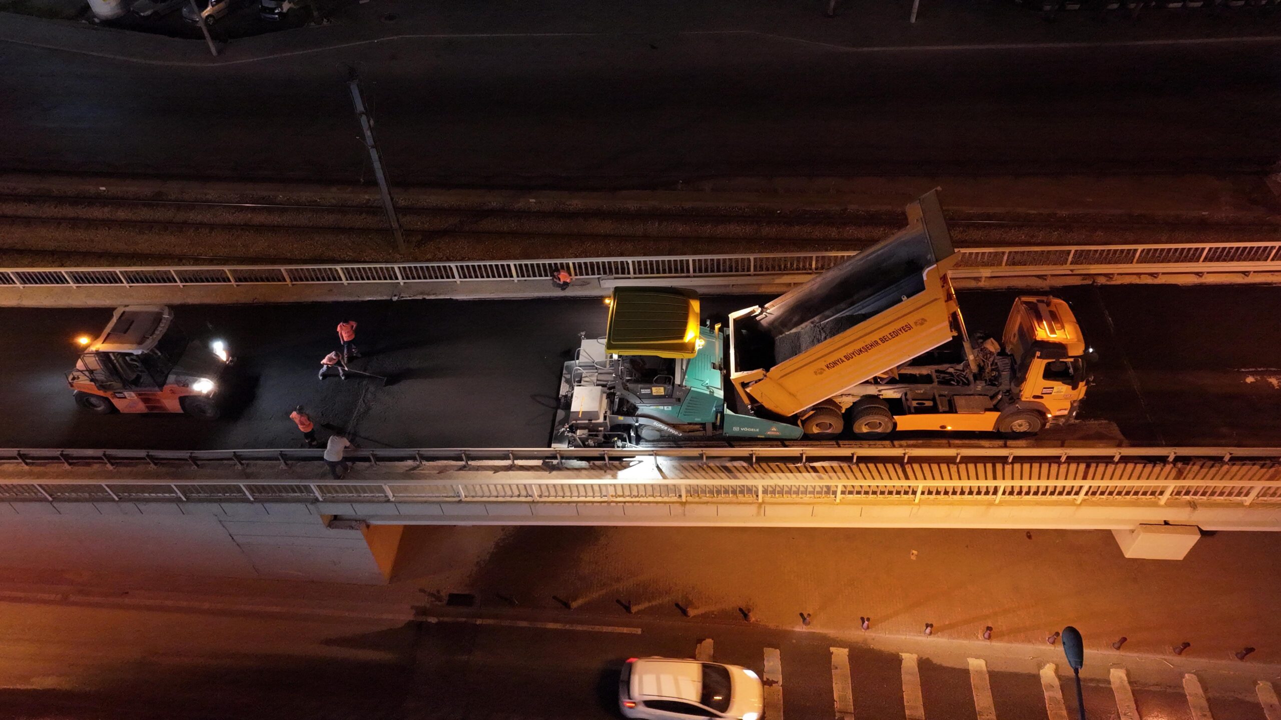 Kunduracılar Üst Geçidi'ne 600 Ton Asfalt Serildi - 8